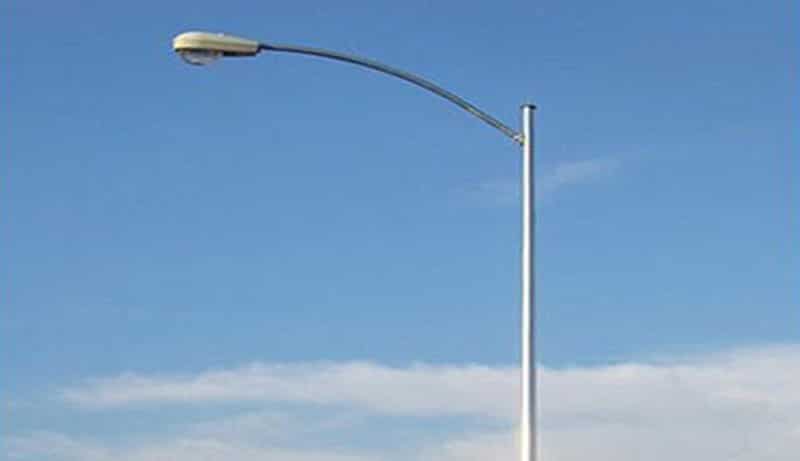 The weight of a light pole